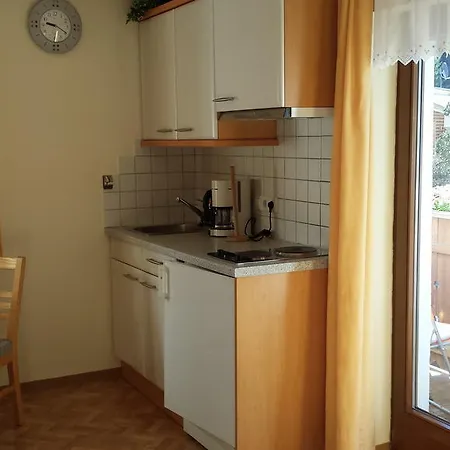 Haus Ahrnspitze Лойташ