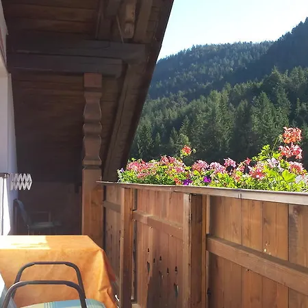 Διαμέρισμα Haus Ahrnspitze Leutasch